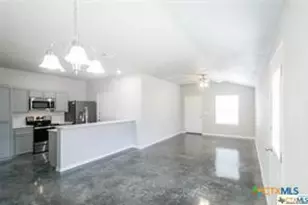 316 Lowes Blvd, Killeen, TX 76542 - Photo 2