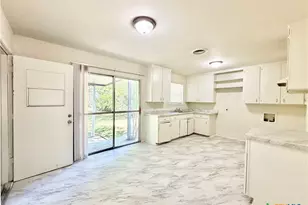 1408 N W S Young Dr, Killeen, TX 76543 - Photo 6