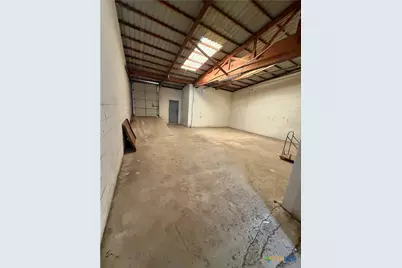 119 E Main, Cuero, TX 77954 - Photo 20