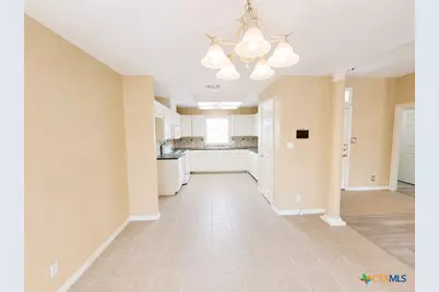 206 Belmoor Lane, Victoria, TX 77904 - Photo 8