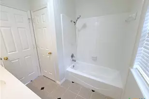 206 Belmoor Ln, Victoria, TX 77904 - Photo 14
