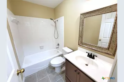 206 Belmoor Lane, Victoria, TX 77904 - Photo 12