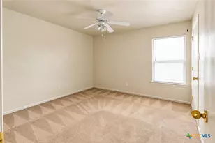 102 E Robin Ln, Harker Heights, TX 76548 - Photo 10
