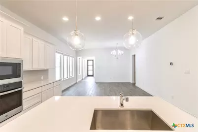 311 Balaton Lake, New Braunfels, TX 78130 - Photo 8