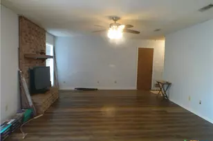 2308 Davis Dr, Killeen, TX 76543 - Photo 2