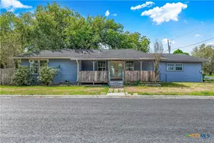 2001 E Forrest St, Victoria, TX 77901 - Photo 1