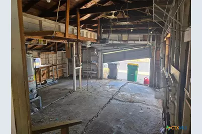 2001 E Forrest Street, Victoria, TX 77901 - Photo 14