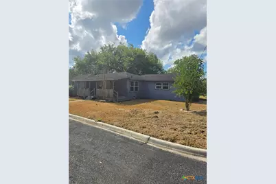 2001 E Forrest Street, Victoria, TX 77901 - Photo 2