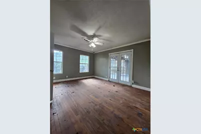 2001 E Forrest Street, Victoria, TX 77901 - Photo 8
