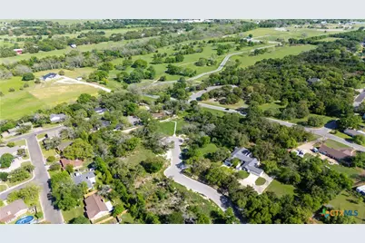 520 E 25th Street, Belton, TX 76513 - Photo 8