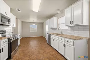 3803 Clementine Dr, Killeen, TX 76549 - Photo 10