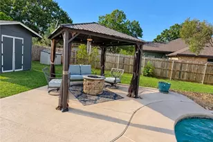 1250 Hollyhock Ln, New Braunfels, TX 78130 - Photo 6
