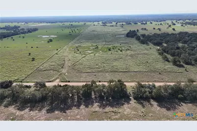 1665 Garrett Road, Yoakum, TX 77995 - Photo 34