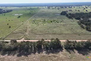 1665 Garrett Rd, Yoakum, TX 77995 - Photo 34