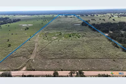 1665 Garrett Road, Yoakum, TX 77995 - Photo 2