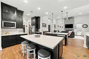 8576 Benclare, San Antonio, TX 78266 - Photo 4