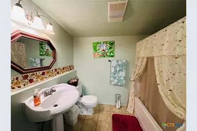 735 San Antonio Avenue, Seguin, TX 78155 - Photo 16