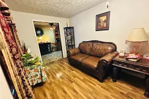 735 San Antonio Ave, Seguin, TX 78155 - Photo 6