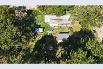 204 Hope Street, Yoakum, TX 77995 - Photo 24