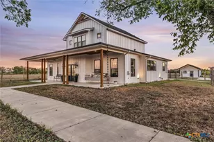 23010 Rosebud Rd, Burlington, TX 76519 - Photo 32