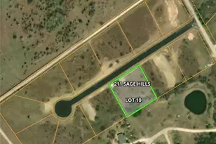 211 Sage Hills Dr, Lockhart, TX 78644 - Photo 1