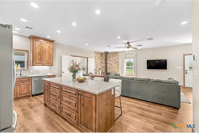 306 Cr 430 Road, Hallettsville, TX 77964 - Photo 6