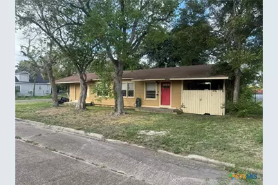 901 N Cameron Street, Victoria, TX 77901 - Photo 1