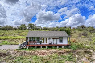 2551 Scull Rd, San Marcos, TX 78666 - Photo 6
