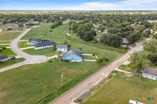 714 Honeysuckle Dr, Edna, TX 77957 - Photo 44