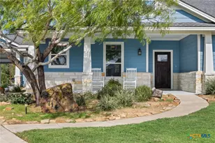 714 Honeysuckle Dr, Edna, TX 77957 - Photo 2