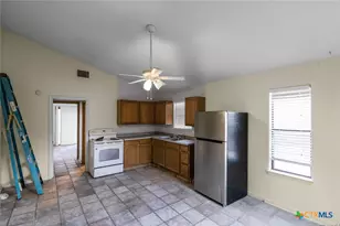 1200 Hinch Dr, New Braunfels, TX 78132 - Photo 16
