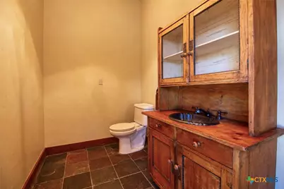 5904 Old Yoakum Road, Cuero, TX 77954 - Photo 24