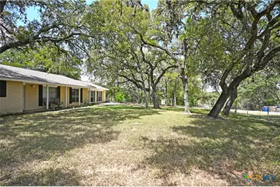 321 High Low Drive, New Braunfels, TX 78132 - Photo 6