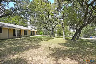 321 High Low Dr, New Braunfels, TX 78132 - Photo 6