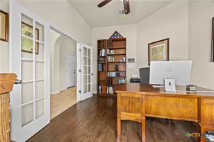 441 Lismore St, Hutto, TX 78634 - Photo 14