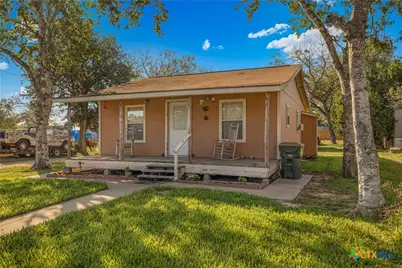 206 Alonzo Street, Cuero, TX 77954 - Photo 1