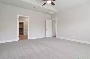 3913 Zinnia Way, Marion, TX 78124 - Photo 8