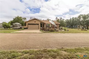 2 N Robin Dr, Morgans Point, TX 76513 - Photo 2
