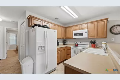 730 E Mather Street #G 202, New Braunfels, TX 78130 - Photo 20