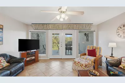 730 E Mather Street #G 202, New Braunfels, TX 78130 - Photo 4
