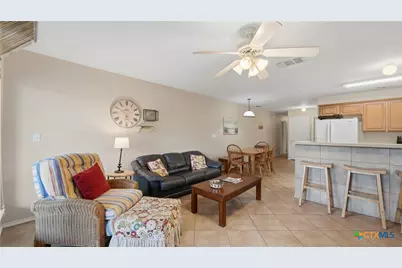 730 E Mather Street #G 202, New Braunfels, TX 78130 - Photo 14