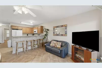 730 E Mather Street #G 202, New Braunfels, TX 78130 - Photo 8