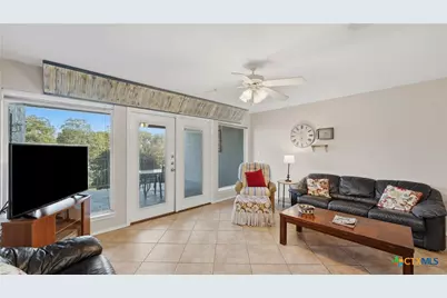 730 E Mather Street #G 202, New Braunfels, TX 78130 - Photo 10
