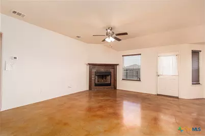 6702 Black Springs Drive, Killeen, TX 76549 - Photo 4