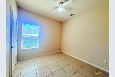 2311 Lincoln Street, Seguin, TX 78155 - Photo 8