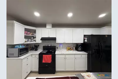 308 Nash Street, Cuero, TX 77954 - Photo 8