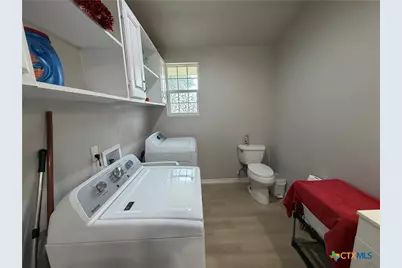 308 Nash Street, Cuero, TX 77954 - Photo 12