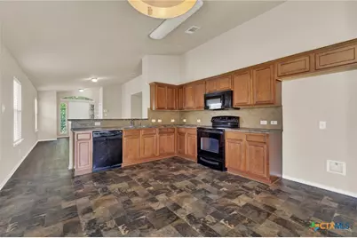 566 Briggs Drive, New Braunfels, TX 78130 - Photo 6