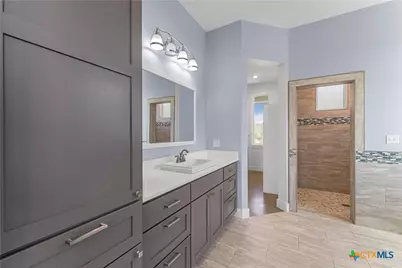 489 County Road 383, Hallettsville, TX 77964 - Photo 20