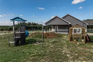15103 Ranch Rd 101, Lampasas, TX 76550 - Photo 34